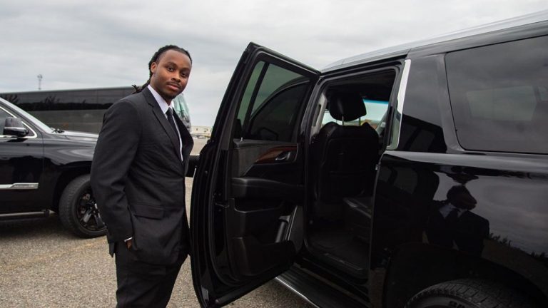 Red Flags to Avoid When Hiring a Limousine