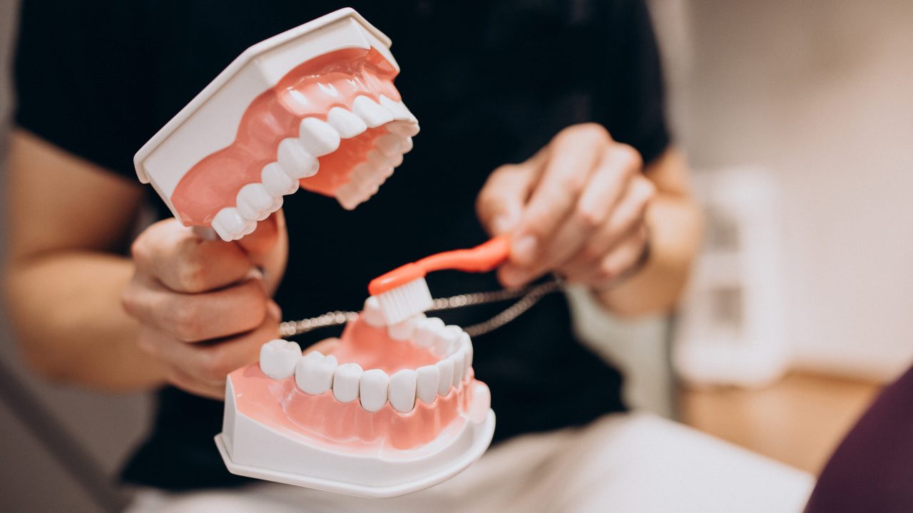 How Chewing Patterns Reveal Hidden Imbalances in Your Bite